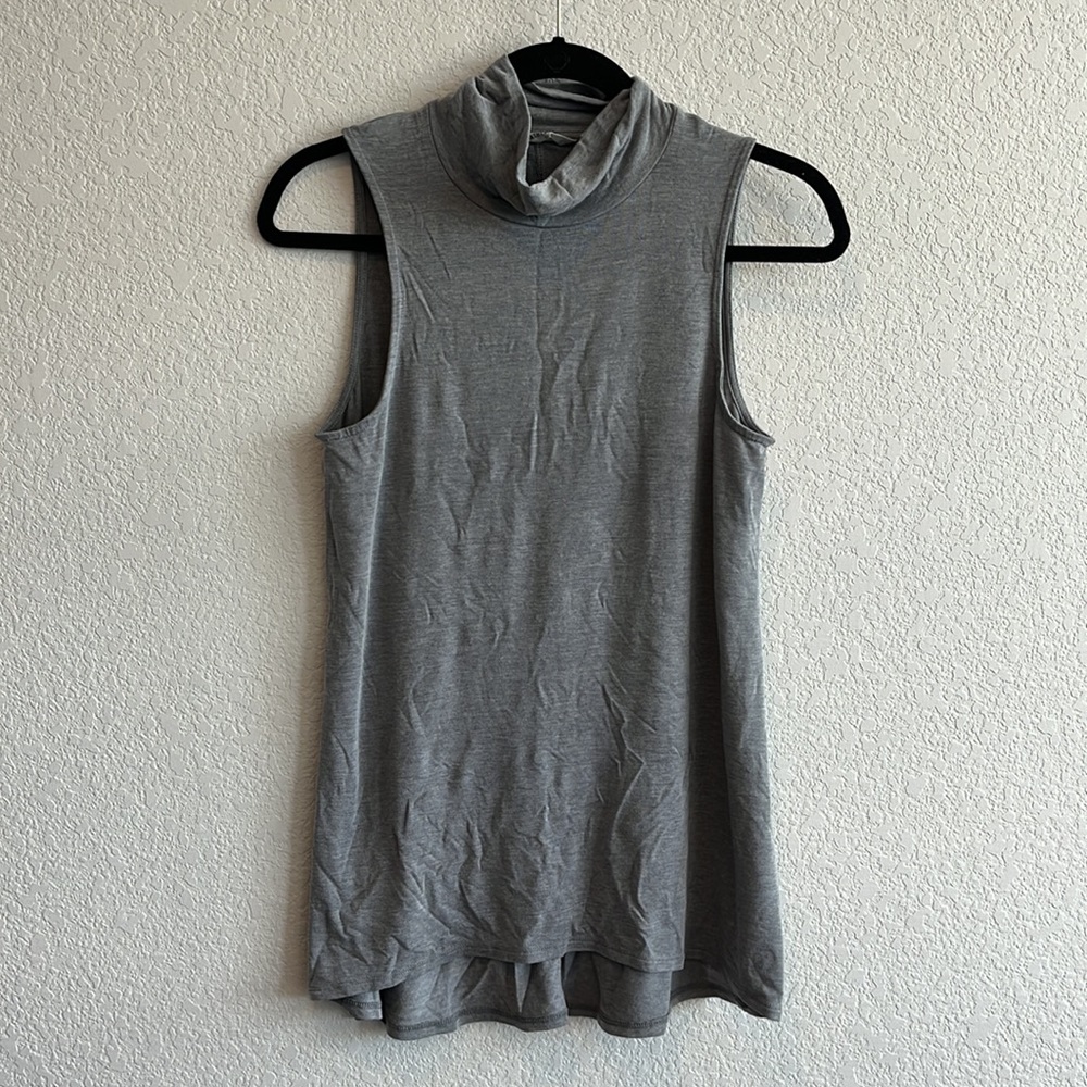Athleta grey mock neck tank, XS